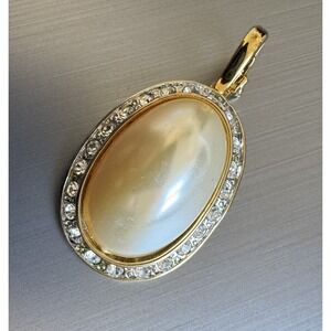Vintage Pendant Faux Pearl Rhinestones Gold Toned Oval w clasp Retro Granniecore